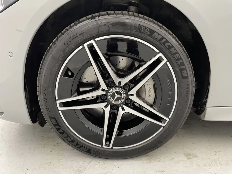 Image secondaire du véhicule 19