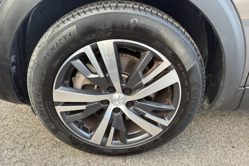 Image secondaire du véhicule 10