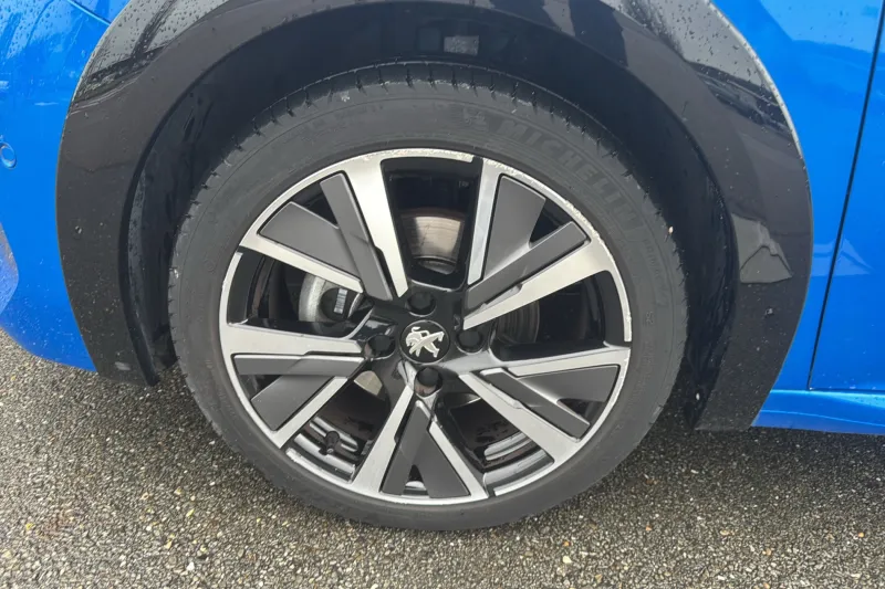 Image secondaire du véhicule 10