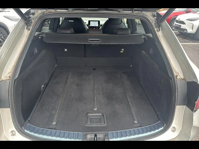 Image secondaire du véhicule 10