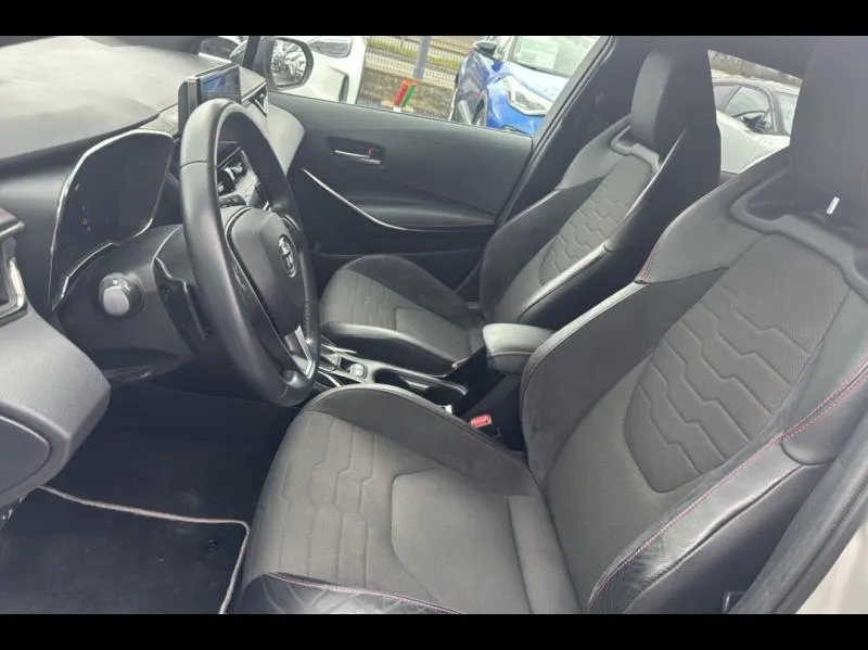 Image secondaire du véhicule 11