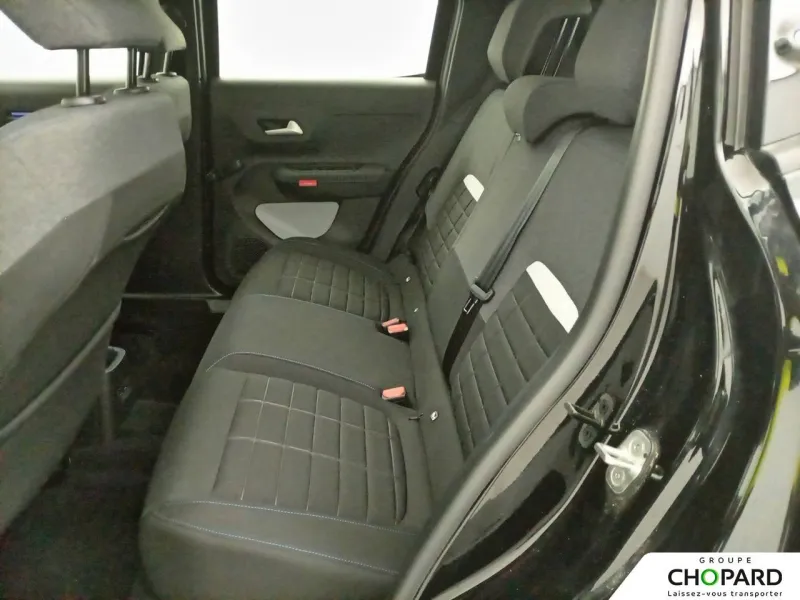 Image secondaire du véhicule 12