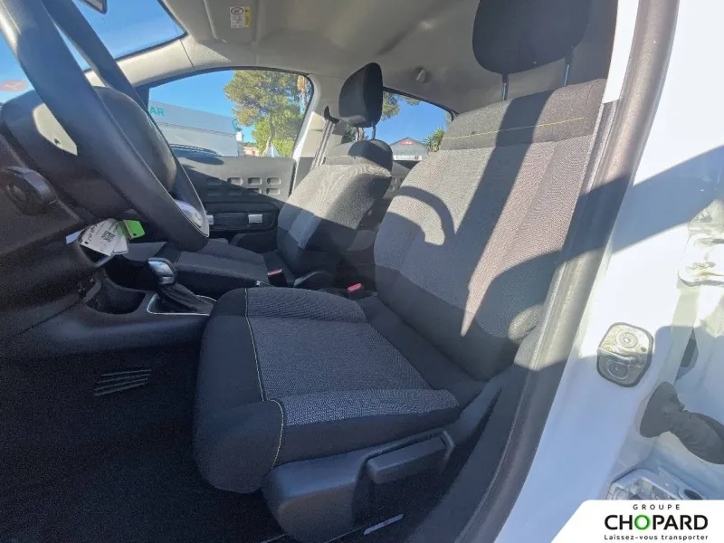 Image secondaire du véhicule 10