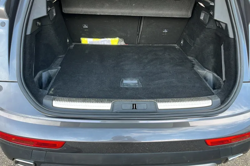 Image secondaire du véhicule 10