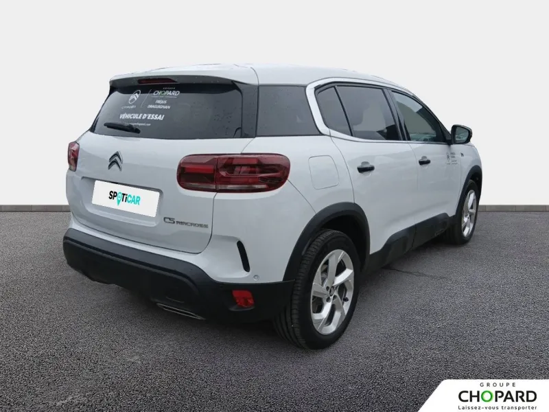 Image secondaire du véhicule 9