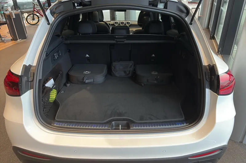 Image secondaire du véhicule 10