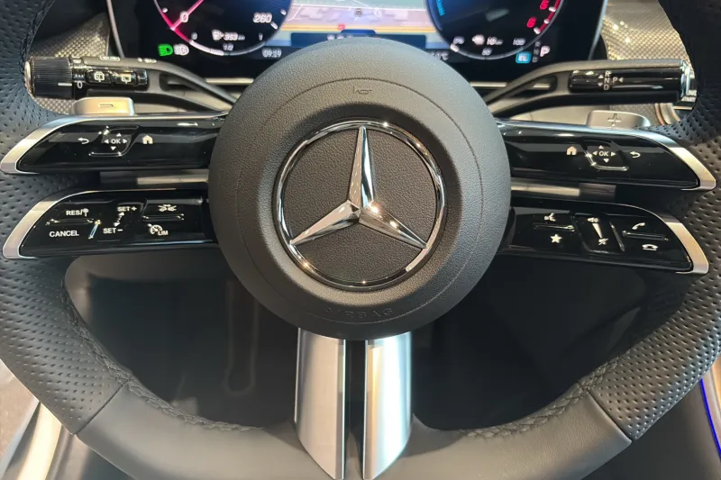 Image secondaire du véhicule 22