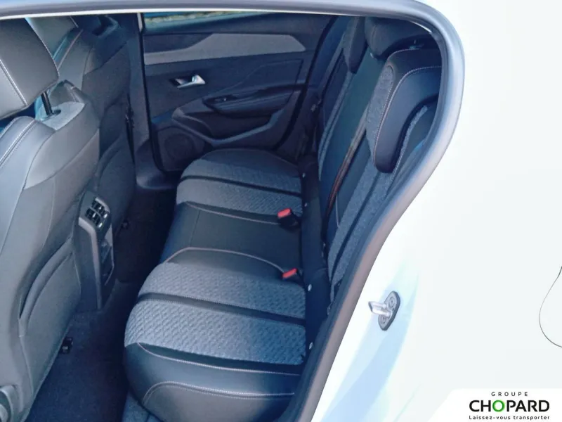 Image secondaire du véhicule 15