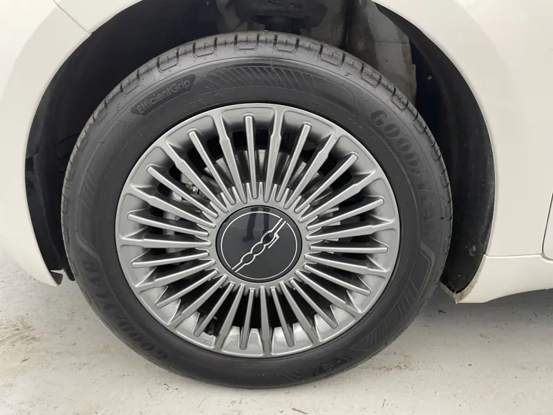 Image secondaire du véhicule 18