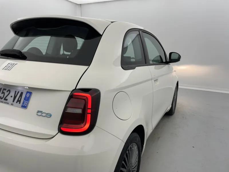 Image secondaire du véhicule 25