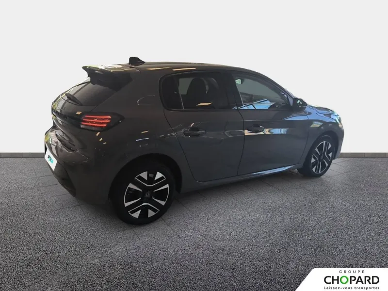 Image secondaire du véhicule 9