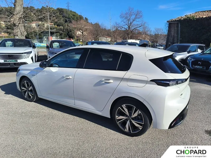 Image secondaire du véhicule 8