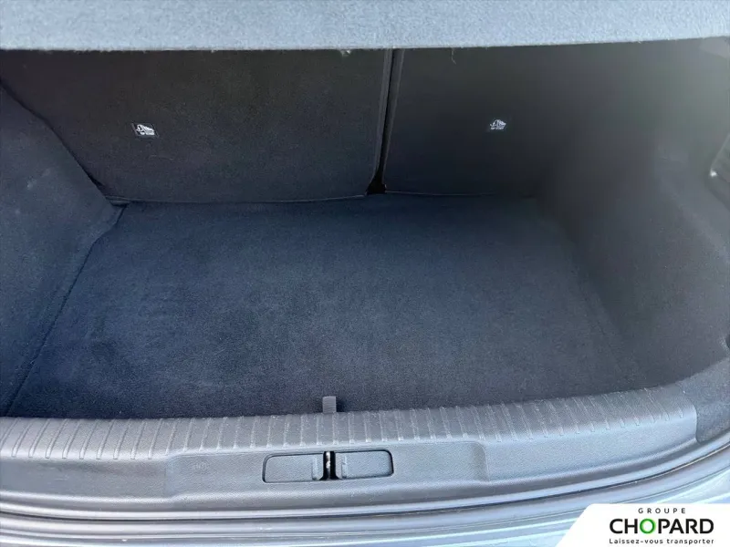 Image secondaire du véhicule 9