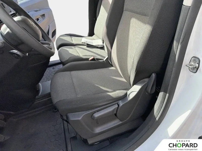 Image secondaire du véhicule 8