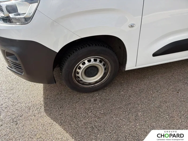 Image secondaire du véhicule 22