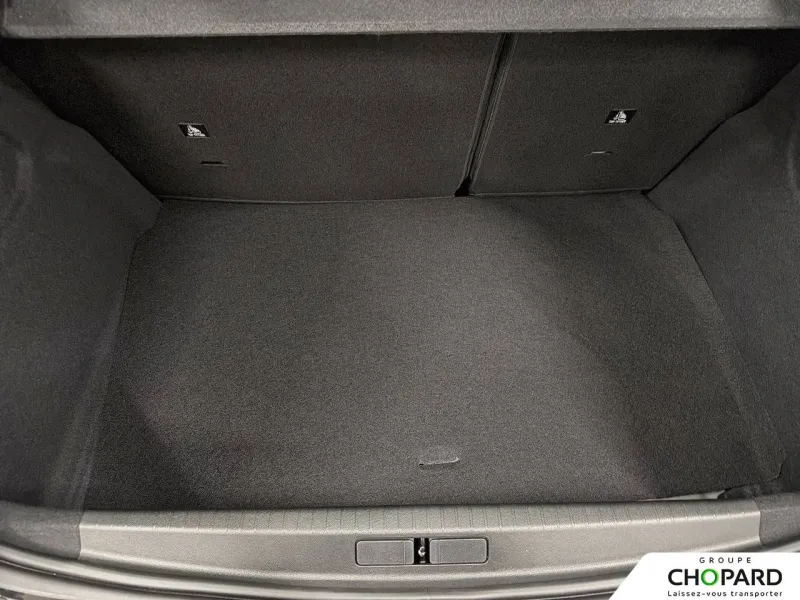 Image secondaire du véhicule 10