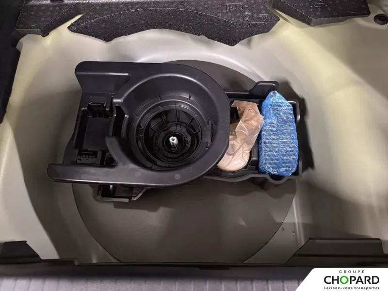 Image secondaire du véhicule 20