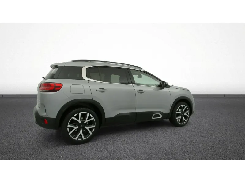 Image secondaire du véhicule 10