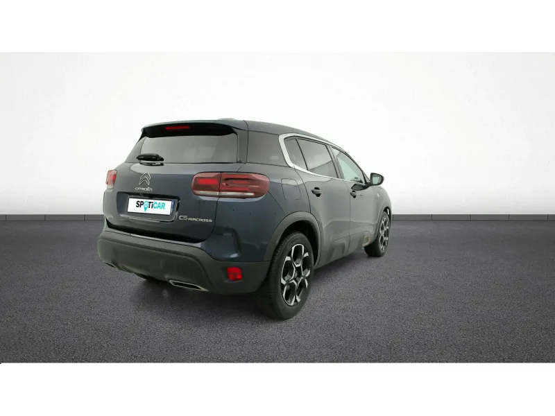 Image secondaire du véhicule 9