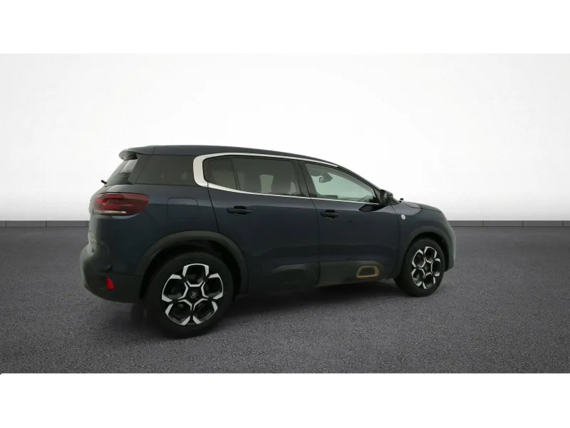 Image secondaire du véhicule 10