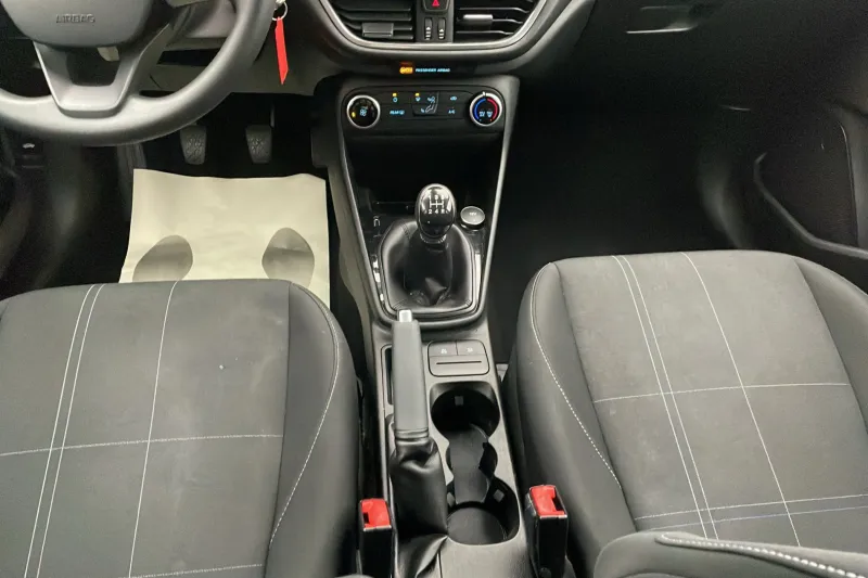 Image secondaire du véhicule 11