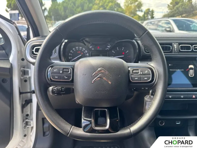 Image secondaire du véhicule 6