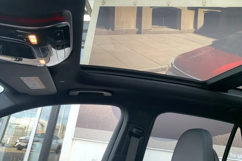 Image secondaire du véhicule 33