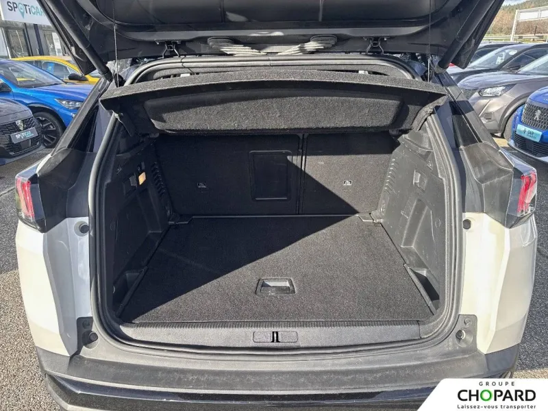 Image secondaire du véhicule 9