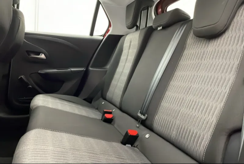 Image secondaire du véhicule 12