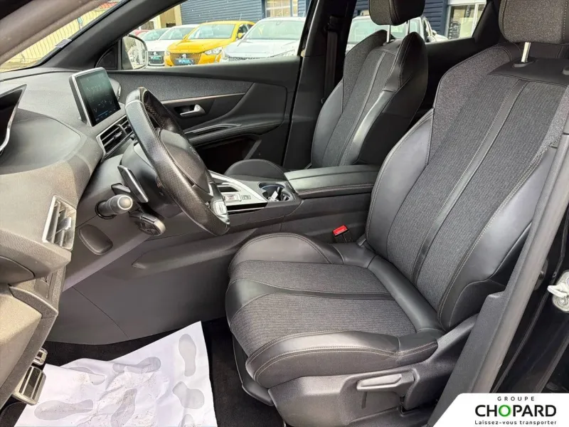 Image secondaire du véhicule 10