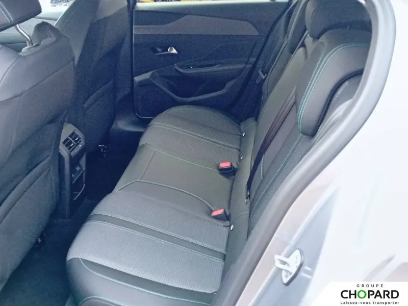 Image secondaire du véhicule 12