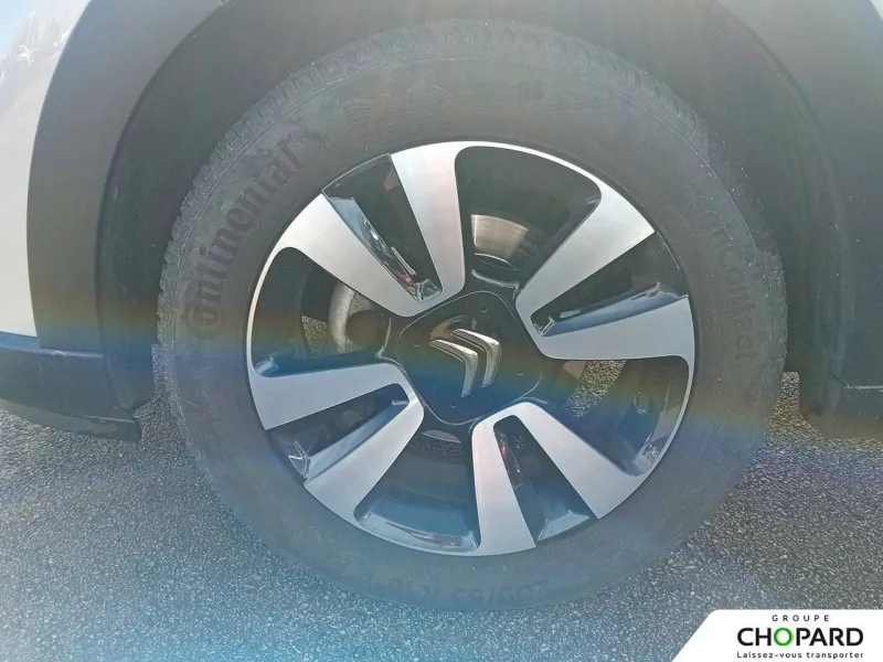 Image secondaire du véhicule 13