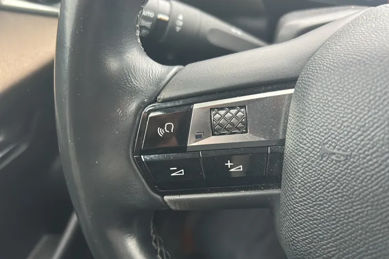 Image secondaire du véhicule 14