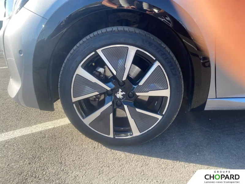 Image secondaire du véhicule 13