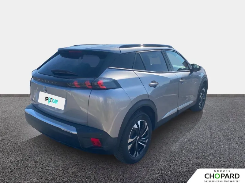 Image secondaire du véhicule 9