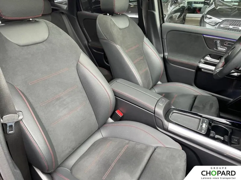 Image secondaire du véhicule 12