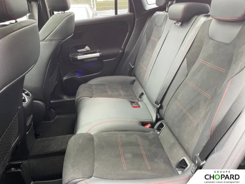 Image secondaire du véhicule 19