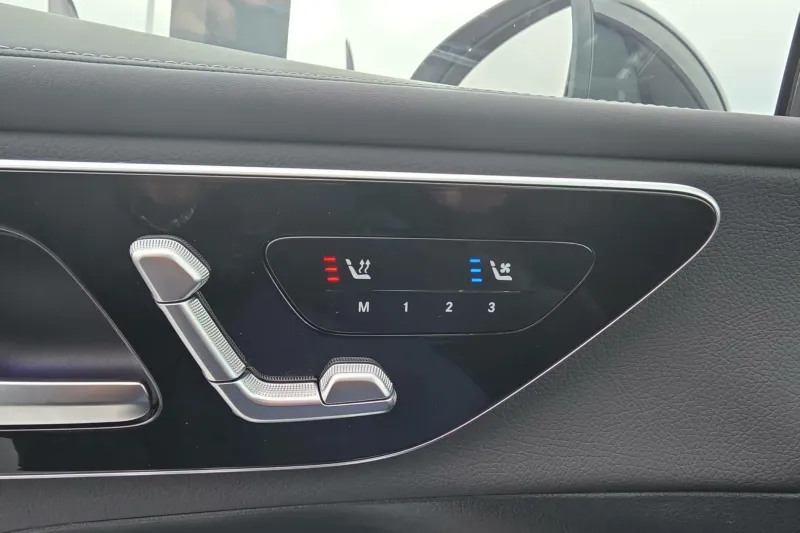 Image secondaire du véhicule 19