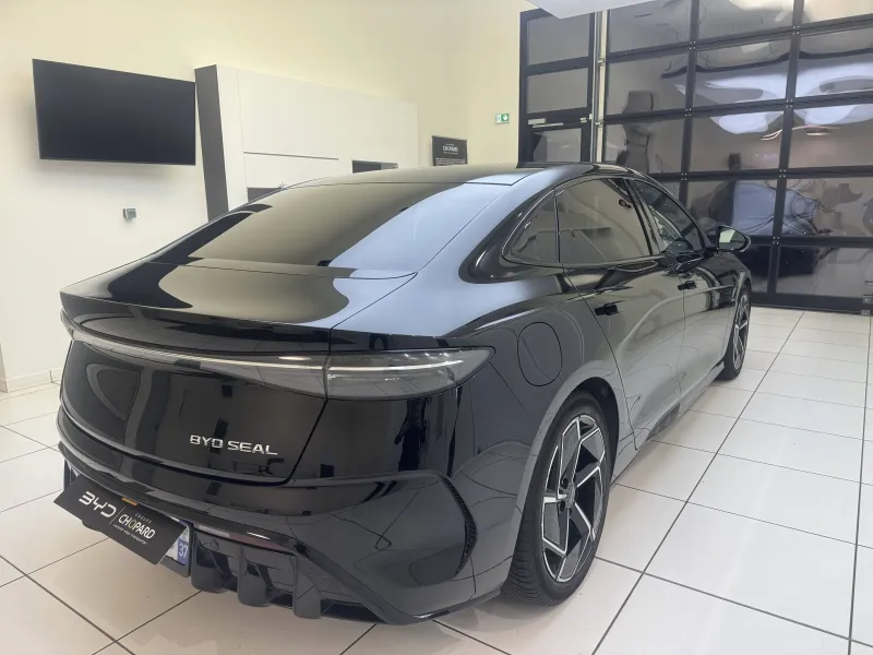 Image secondaire du véhicule 3