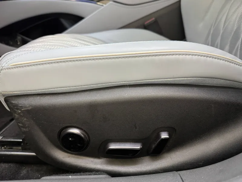 Image secondaire du véhicule 6