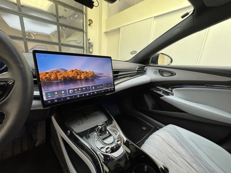 Image secondaire du véhicule 10