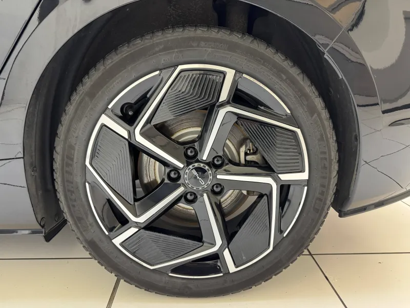 Image secondaire du véhicule 13