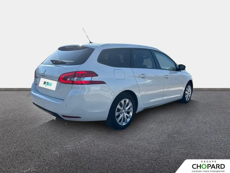 Image secondaire du véhicule 9