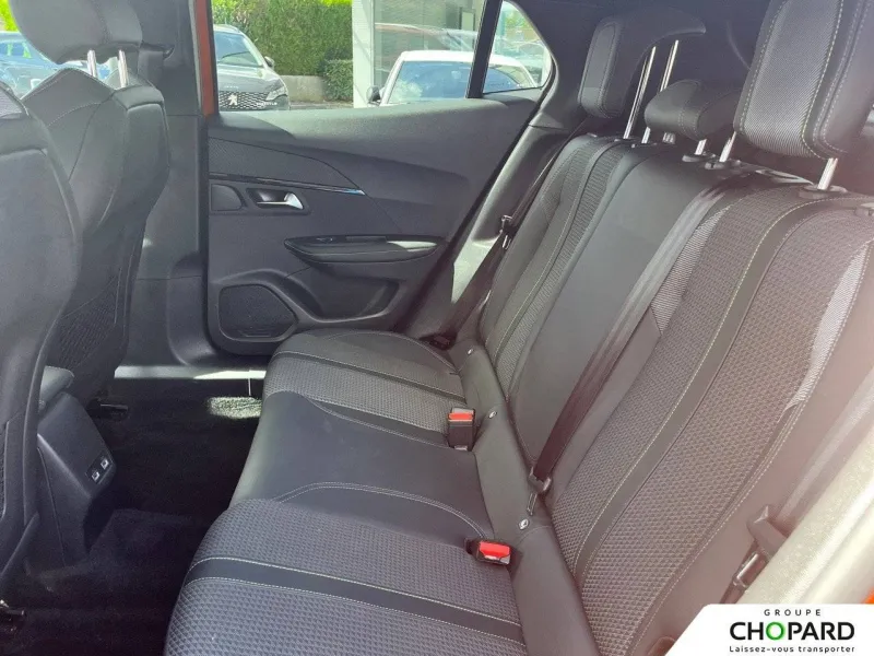 Image secondaire du véhicule 12