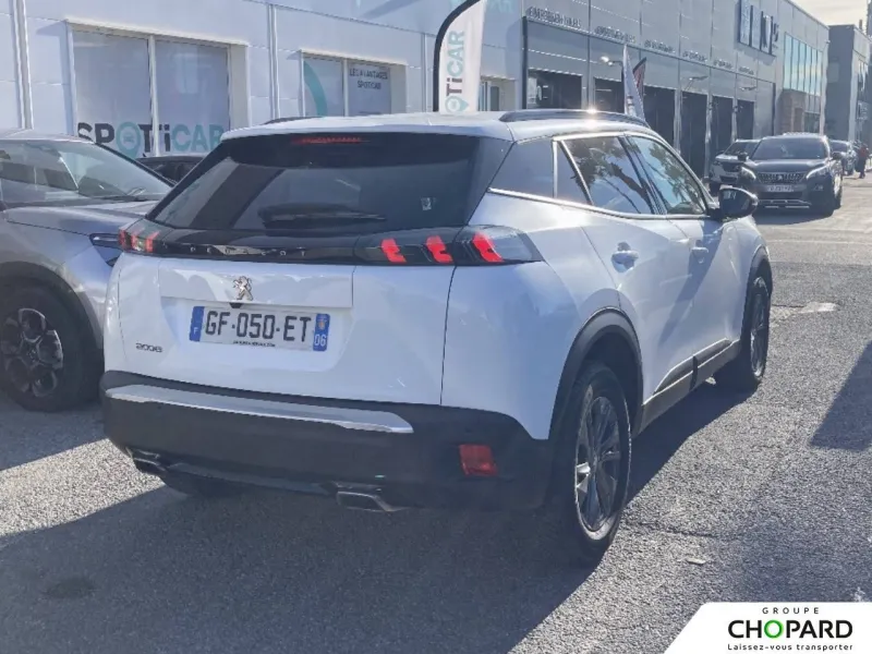 Image secondaire du véhicule 9