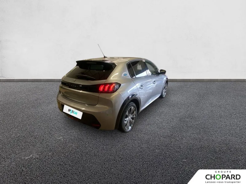 Image secondaire du véhicule 9