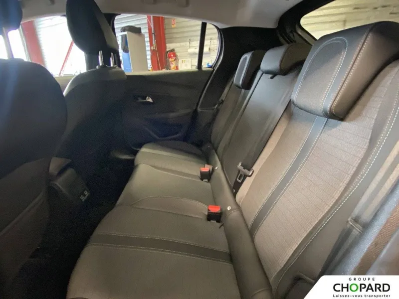 Image secondaire du véhicule 12