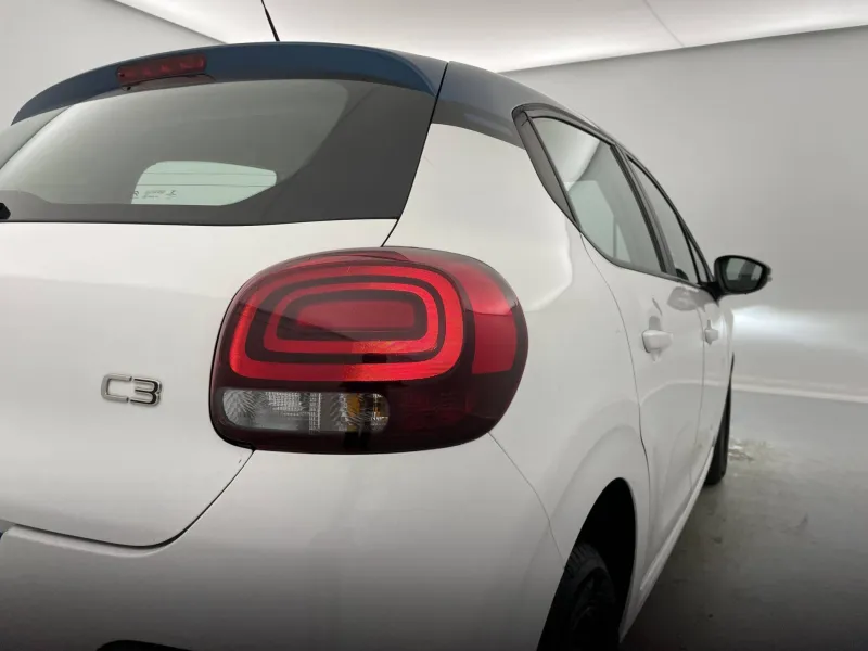 Image secondaire du véhicule 61