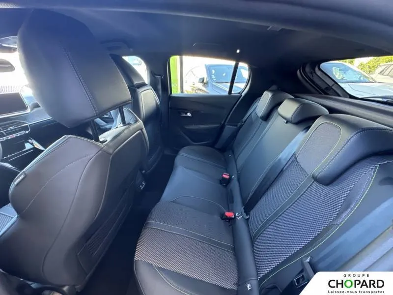 Image secondaire du véhicule 10