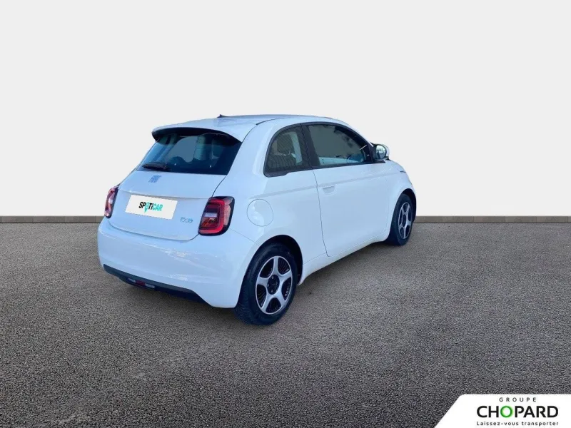 Image secondaire du véhicule 9